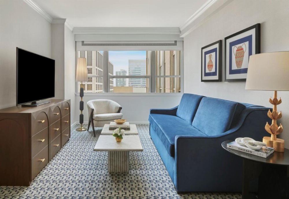 InterContinental Chicago Magnificent Mile, an IHG Hotel